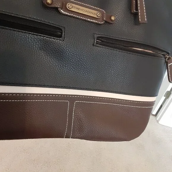 STONE MOUNTAIN Pebbled Faux Leather Tote /Purse Black- Brown Large, 11” x 18” - Picture 3 of 11